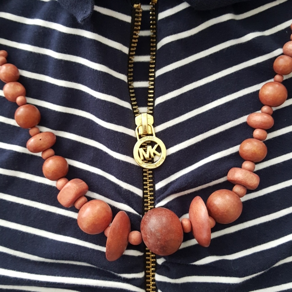 Vintage Boho Wooden Necklace 🍓HOST PICK🍓